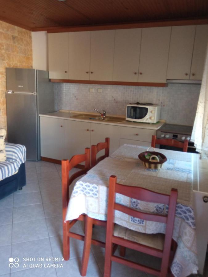 Annas Apartment Szikiá Kültér fotó