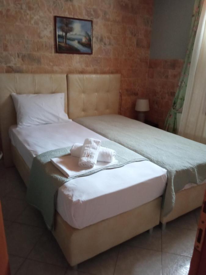 Annas Apartment Szikiá Kültér fotó